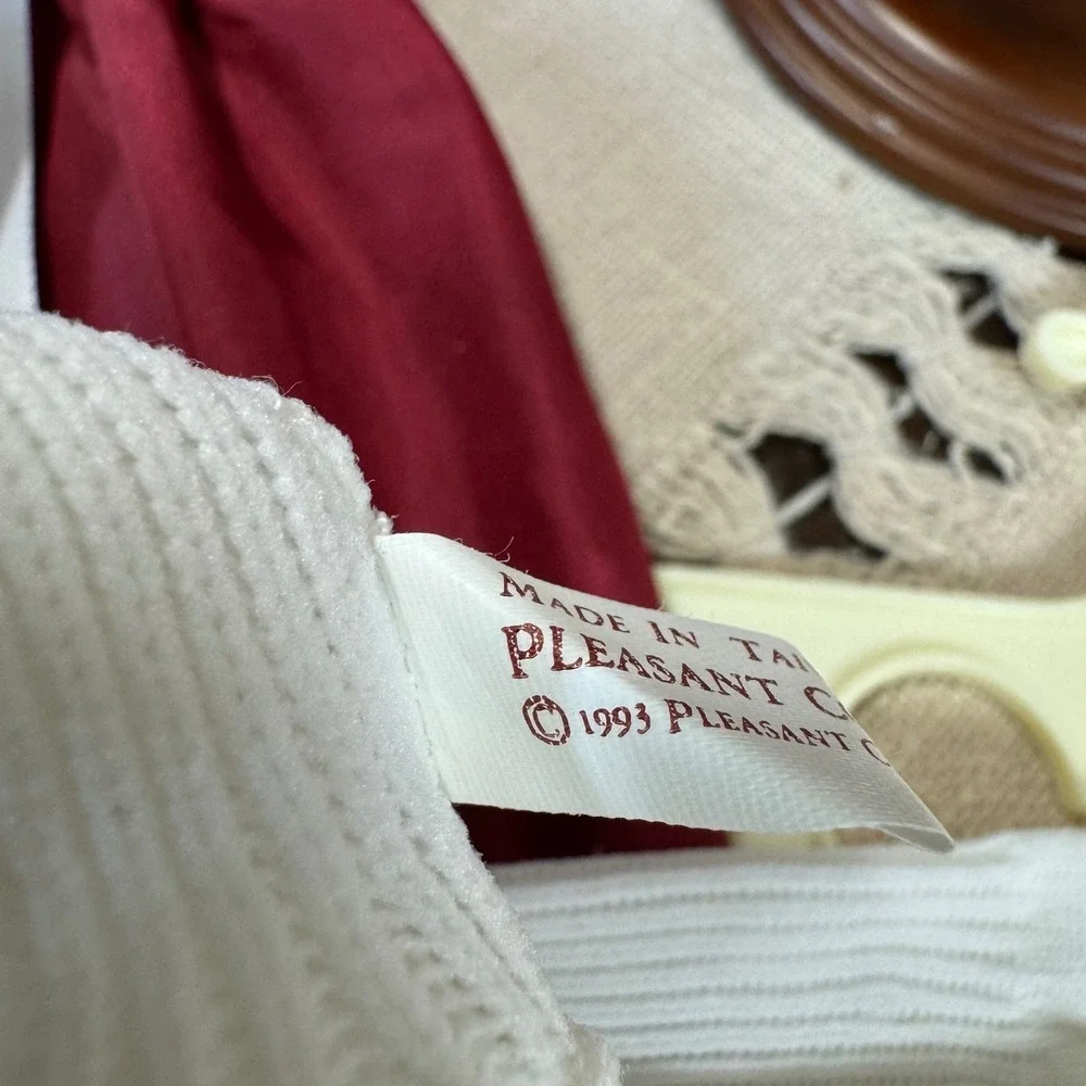 Pleasant Company American Girl Samantha Cranberry Christmas Dress Ribbon Tights - Picture 2 of 11
